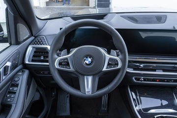 BMW X5 G05 SUV Facelifting 3.0 30d 298KM 2025 BMW X5 xDrive30d Dostępne od ręki!, zdjęcie 12