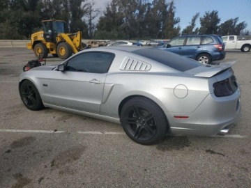 Ford Mustang V 2013 Ford Mustang GT 2013 5.0L 5.0 Benzyna 420KM, zdjęcie 1