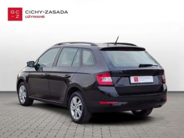 Skoda Fabia III Kombi Facelifting 1.0 TSI 95KM 2021 Skoda Fabia 1.0 TSI 95KM Ambition klimatyzacja Czujniki Salon PLSerwis ASO, zdjęcie 2