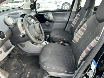 Citroen C1 I Hatchback 3d Facelifting 1.0 i 68KM 2010 Citroen C1 I 2010 1.0 12V 68KM automat, klima, zdjęcie 10