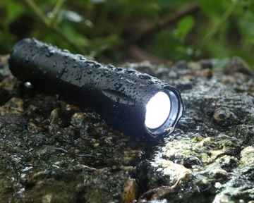 ТАКТИЧЕСКИЙ КОМПЛЕКТ СВЕТОДИОДНЫХ ФОНАРОВ, МНОГОФУНКЦИОНАЛЬНАЯ БАТАРЕЯ