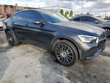Mercedes GLC C253 2021 Mercedes-Benz GLC 300 4Matic 2021 2.0L 2.0 Benzyna 255KM, zdjęcie 4