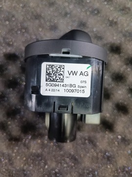 5G0941431BG VW VOLKSWAGEN GOLF 7 SPÍNAČ SVĚTEL