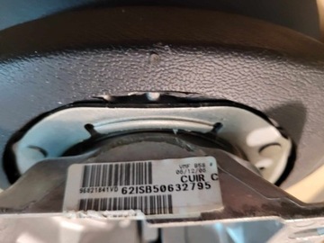 96821841VD VOLANT CITROEN C4 PICASSO I 07R