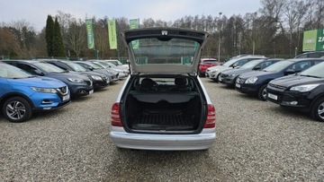 Mercedes Klasa C 2006 Mercedes C 220 ksenon, navi, 2xPDC, zdjęcie 14