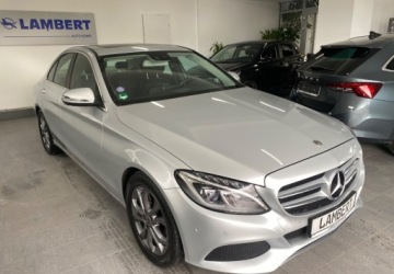 Mercedes Klasa C W205 Limuzyna 200 184KM 2018 Mercedes-Benz Klasa C Avantgarde Bezwypadkowy Serwisowany 2.0 Benzyna 184KM