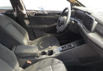 Volkswagen Golf VIII Variant 1.5 eTSI 150KM 2021 Volkswagen Golf Okazja 1.5 Benzyna 150KM, zdjęcie 23