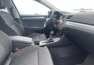 Skoda Superb III Liftback Facelifting 2.0 TSI 190KM 2022 Skoda Superb Ambition 2.0 TSI 190 KM DSG ASO Podgrz.fotele 2.0 190KM, zdjęcie 9
