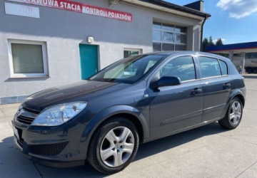 Opel Astra J Hatchback 5d 1.6 Twinport ECOTEC 115KM 2009 Opel Astra Opel Astra 1.6 Benzyna 115KM, zdjęcie 11