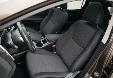 Nissan Qashqai II Crossover 1.6 DIG-T 163KM 2016 Nissan Qashqai Nissan Qashqai 1.6 DIG-T N-Connecta 1.6 Benzyna 163KM, zdjęcie 25