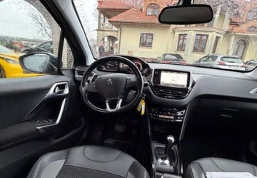 Peugeot 2008 I 2017 Peugeot 2008 1.6 Diesel 120KM, zdjęcie 12