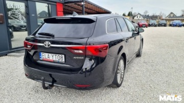 Toyota Avensis III Sedan Facelifting 2015 1.8 Valvematic 147KM 2016 Toyota Avensis 1.8BENZ manual Navi climatronic bi xenony Nowe Sprzeglo, zdjęcie 26