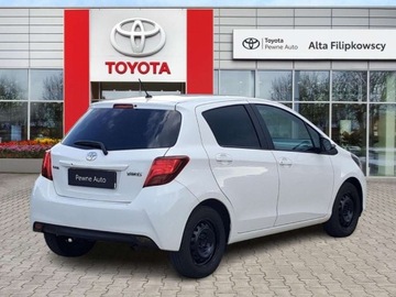 Toyota Yaris III Hatchback 5d Facelifting 1.4 D-4D 90KM 2015 Toyota Yaris Yaris 1.4 D-4D 90KM, salon Pl 1.4 Diesel 90KM, zdjęcie 1