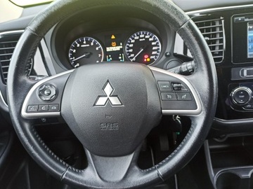 Mitsubishi Outlander III SUV Facelifting 2015 2.0 MIVEC 150KM 2015 Mitsubishi Outlander serwis ASO do końca, 2x, zdjęcie 13