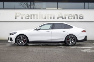 BMW Seria 5 G90-91 Touring 2.0 520d 197KM 2025 BMW 520 xDrive Limuzyna - Dostępny od ręki!, zdjęcie 9