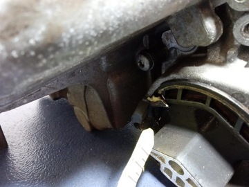 BMW 5 G30 G31 2.0D 520D X-DRIVE REDUKTOR SKŘÍŇ ROZDĚLOVAČE 8689416
