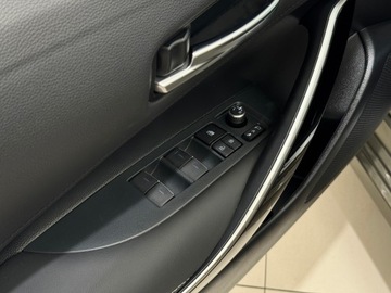 Toyota Corolla XII Sedan 1.8 Hybrid 122KM 2022 Toyota Corolla Executive / 1 właściciel / Salon Po, zdjęcie 19