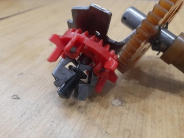 КОМПЛЕКТ РЕГУЛЯТОРА РАСПРЕДВАЛА TORO GTS 55 BRIGGS STRATTON