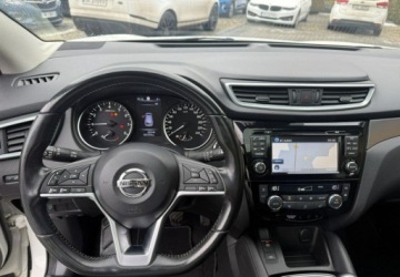 Nissan Qashqai II Crossover Facelifting 1.6 DiG-T 163KM 2018 Nissan Qashqai 1,6 DIG-T 163KM Klima Navi Kamera 360 Panorama 1.6 Benzyna, zdjęcie 14
