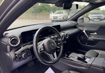 Mercedes Klasa A W177/V177 2022 Mercedes-Benz Klasa A Auto jak nowe z gwarancjaAMGfull ledalu18hybryd 218KM, zdjęcie 12