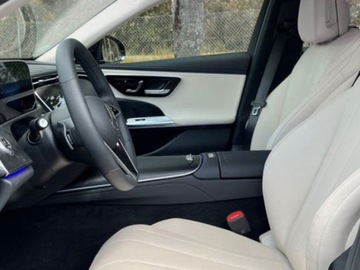 Mercedes Klasa E W214 Sedan 2.0 220d 197KM 2025 E Klasa 220 d 4-Matic Avantgarde 2.0 (197KM) 2025, zdjęcie 7