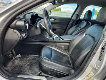 Alfa Romeo Giulia II Sedan 2.0 TBi 280KM 2017 Alfa Romeo Giulia Q4 2017 2.0 Benzyna 280KM, zdjęcie 7