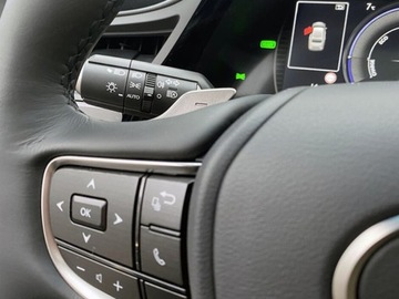 Lexus ES VII (XV70) Sedan Facelifting 300h 218KM 2025 Od ręki - 300h Business Edition 2.5 E-CVT 218KM | Szyberdach!, zdjęcie 3