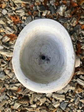Садовая фигура из бетона Головка цветочного горшка