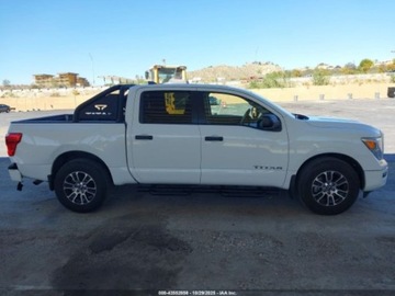 Nissan Titan 2023 Nissan Titan Sv 2023 5.6l 5.6 Benzyna 400KM, zdjęcie 6