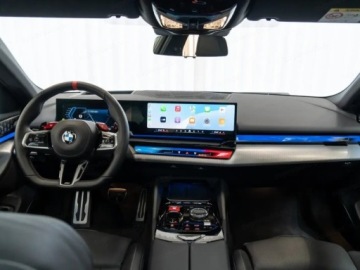 BMW Seria 5 G90-91 M Sedan 4.4 V8 727KM 2025 BMW Seria 5 M5 Sedan 4.4 (727KM) 2025, zdjęcie 8