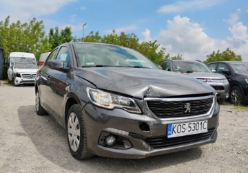 Peugeot 301 Sedan Facelifting 1.6 VTi 115KM 2018 Peugeot 301 2018r. SALON POLSKA, 1.6 Benzyna. Uszkodzony lewy bok. Jezdzi., zdjęcie 2
