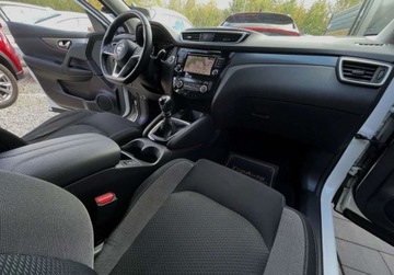 Nissan Qashqai II Crossover Facelifting 1.3DIG-T 140KM 2019 Nissan Qashqai lift 1.33 gwarancja bezwypadkowy kamera 360 NAVI, zdjęcie 14