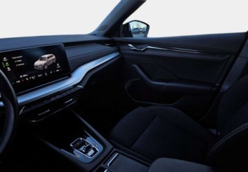 Skoda Octavia IV Liftback 1.5 TSI EVO 150KM 2023 Skoda Octavia Czarna Perla - Sportowe fotele - Top LED Matrix - ACC 210 km, zdjęcie 12