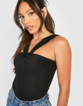 BODY CZARNE GŁADKIE KLASYCZNE BOOHOO 42