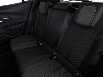 Peugeot 2008 II SUV 1.2 PureTech 130KM 2020 Peugeot 2008 GT-Line virtual navi kamera Bluetooth, zdjęcie 16