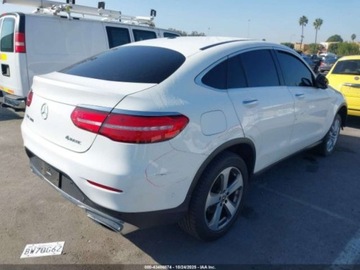 Mercedes GLC C253 2019 Mercedes-Benz GLC 300 Coupe 4Matic 2019 2.0L 2.0 Benzyna 241KM, zdjęcie 5