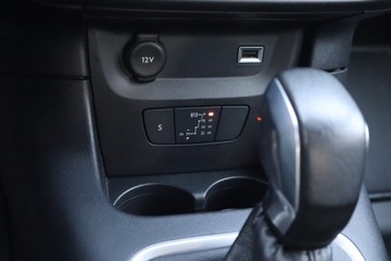 Citroen C3 III Hatchback 1.2 PureTech 110KM 2019 Citroen C3 1.2 PureTech, Salon Polska, zdjęcie 17