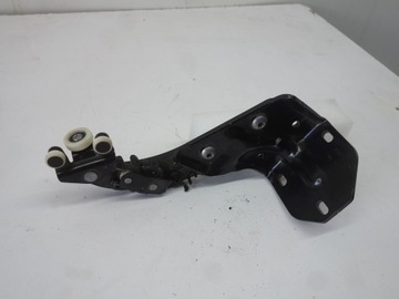 ROLKA WÓZEK DRZWI PRZESUWNYCH LEWA MERCEDES V W447 A4477600647