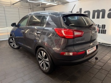 Kia Stinger 2011 Kia Sportage 1.7 crdi po serwisie olejowo filtrowym gotowy do jazdy bezwyp, zdjęcie 11