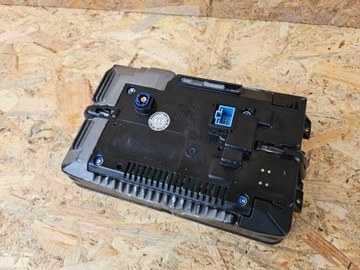 DISPLEJ MERCEDES W221 FACELIFT W216 2219008401