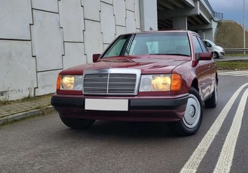 Mercedes W124 Sedan 2.0 D 75KM 1991 Mercedes-Benz W124 (1984-1993) 200d SALON POLS...