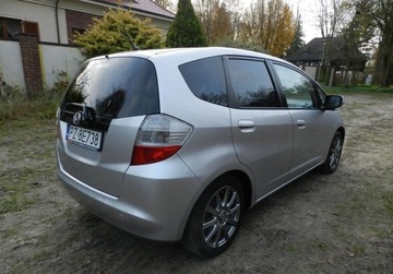 Honda Jazz III 1.4 i-VTEC 100KM 2010 Honda Jazz KLIMATRONIK 1,4 sliczna sprawna zarejestrowana 1wlascicielka, zdjęcie 1