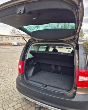 Skoda Yeti Minivan 2.0 TDI CR DPF 110KM 2012 Skoda Yeti 2.0 TDI 4x4 bez rdzy Import Wlochy NAVI HAK 2.0 Diesel 110KM, zdjęcie 10