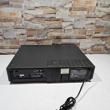 Видеомагнитофон MITSUBISHI HS-M54