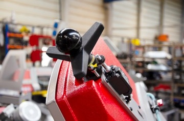 Ленточная пила Bomar Ergonomic 320.258DG для резки металла