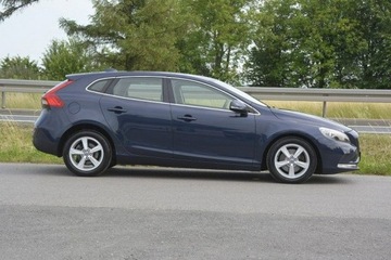 Volvo V40 II Hatchback 1.6 D2 115KM 2014 Volvo V40 1.6 HDi automat nawi kamera serwis ASO, zdjęcie 7