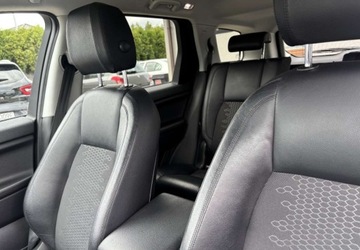 Land Rover Discovery Sport SUV 2.0 TD4 150KM 2015 Land Rover Discovery Sport I rejestracja 2016r 2.0 Diesel 150KM, zdjęcie 13