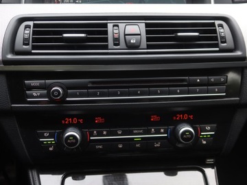 BMW Seria 5 F10-F11 Limuzyna Facelifting 520d 190KM 2016 BMW 5 520d xDrive, Salon Polska, 187 KM, 4X4, zdjęcie 11