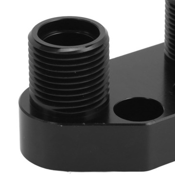 Czarny metalowy zestaw montażowy kolektora