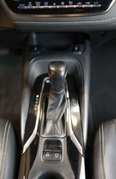 Toyota Corolla XII TS Kombi 1.8 Hybrid 122KM 2022 Toyota Corolla 1.8 Hybrid Comfort Style Tech 1.8 Hybryda 122KM, zdjęcie 28